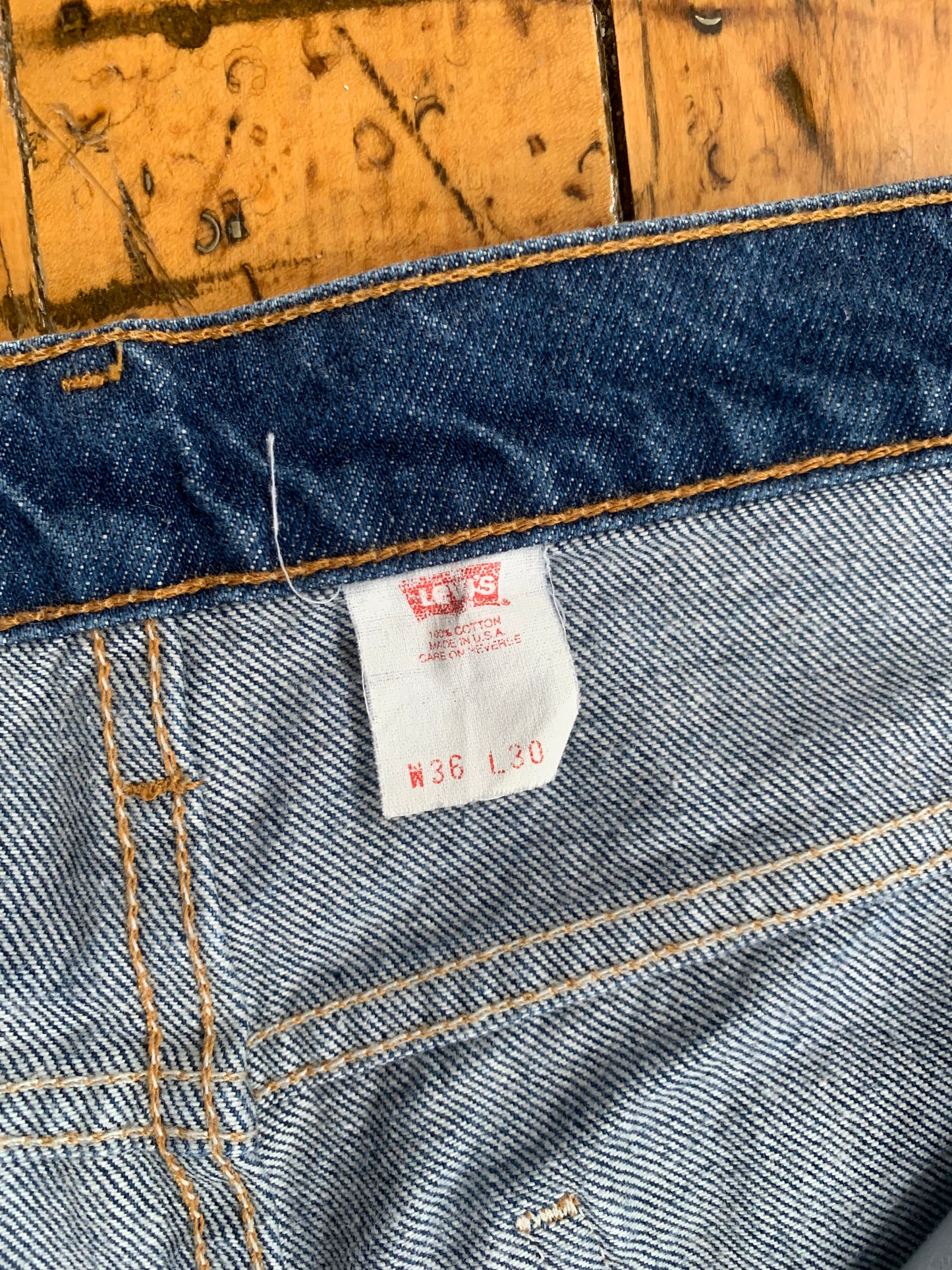 36x29.5 80s Levi's Orange Tab 517