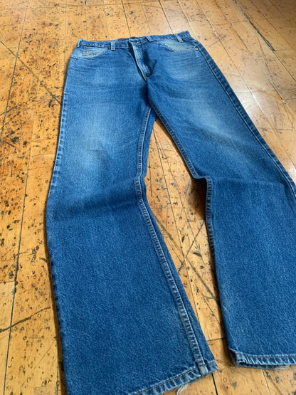 33x33 90s Levi's Orange Tab 517