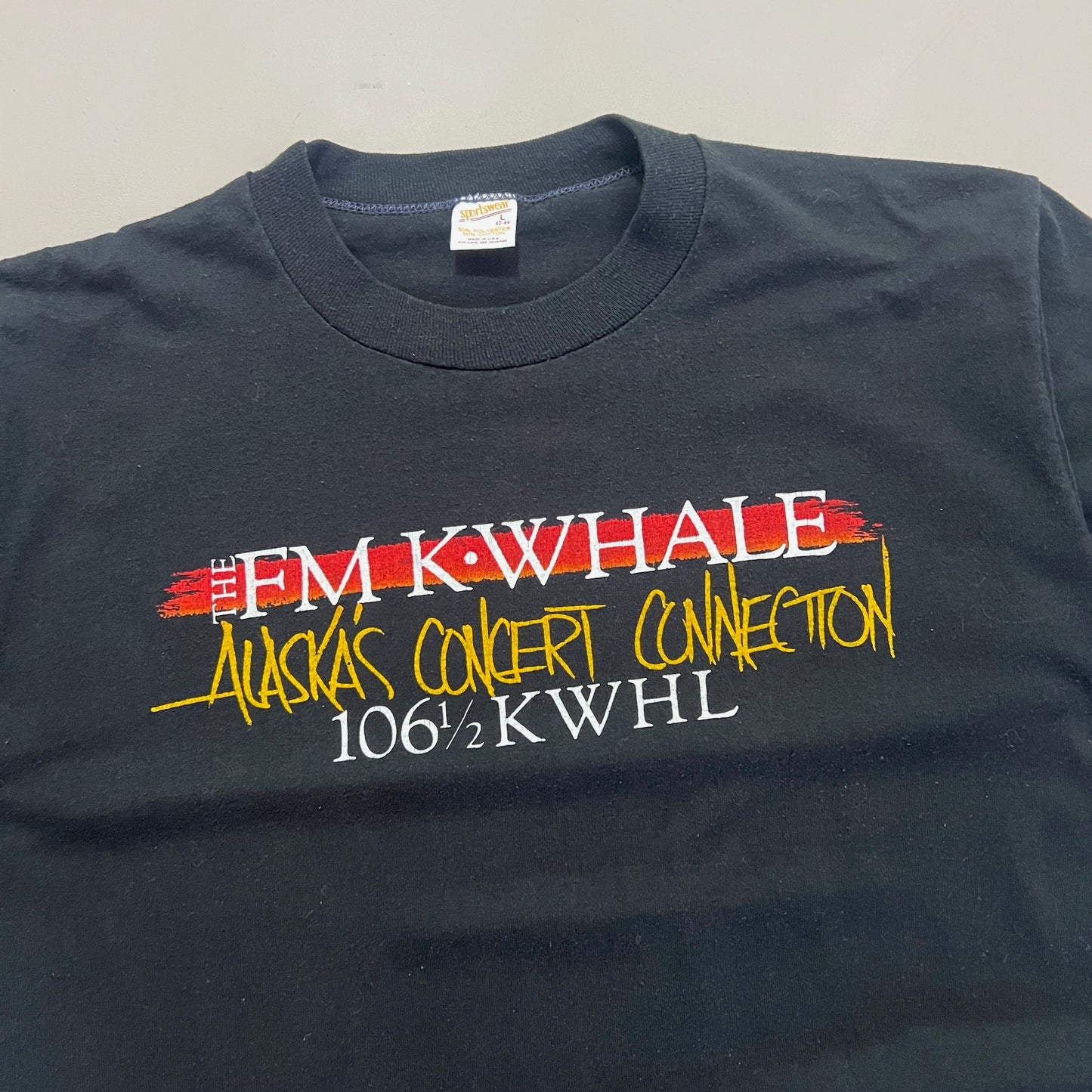 Large 1980s FM KWahle Alaska Concert Connection T-shirt
