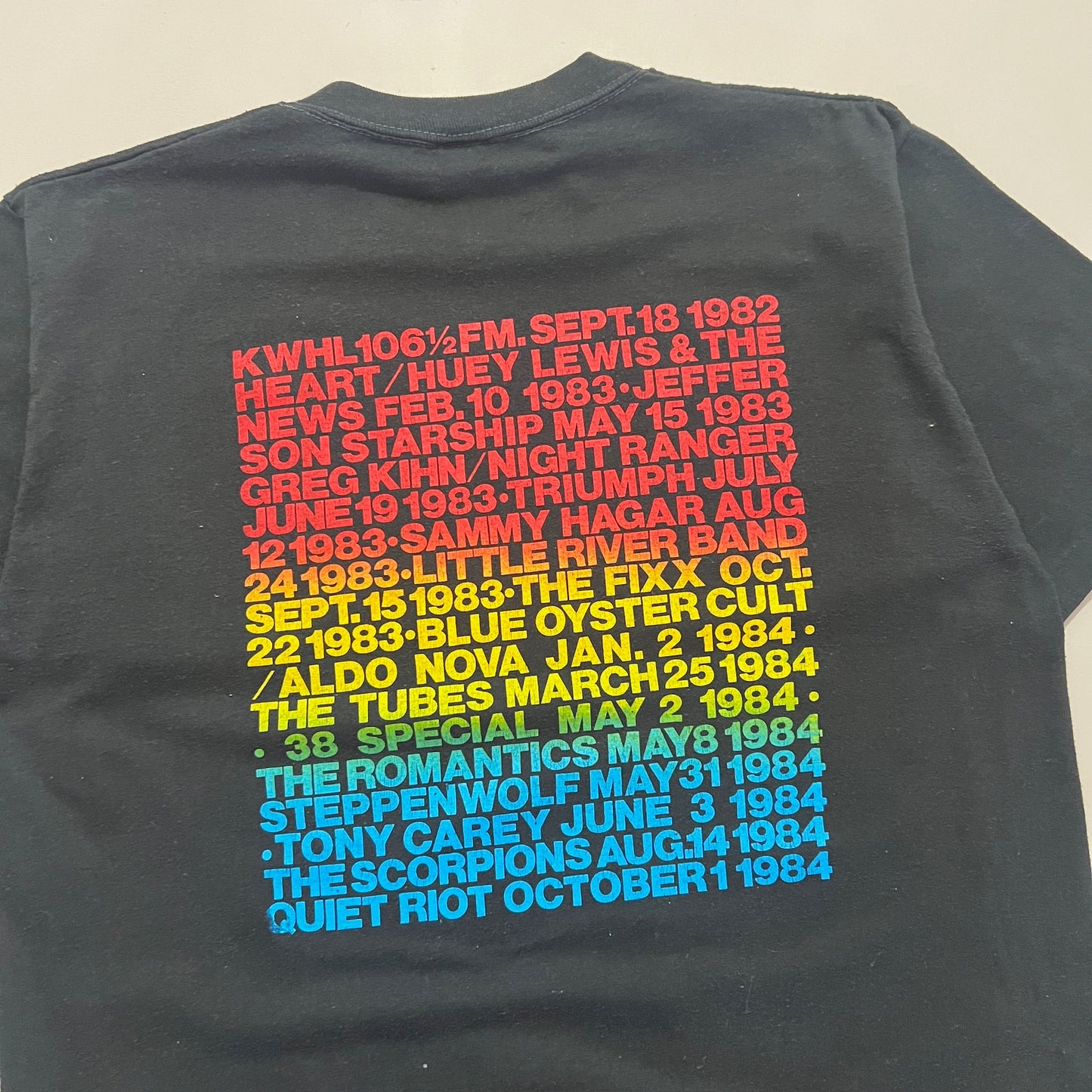 Large 1980s FM KWahle Alaska Concert Connection T-shirt