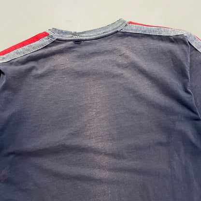 Large 2000s JNCO Jeans Distressed T-shirt