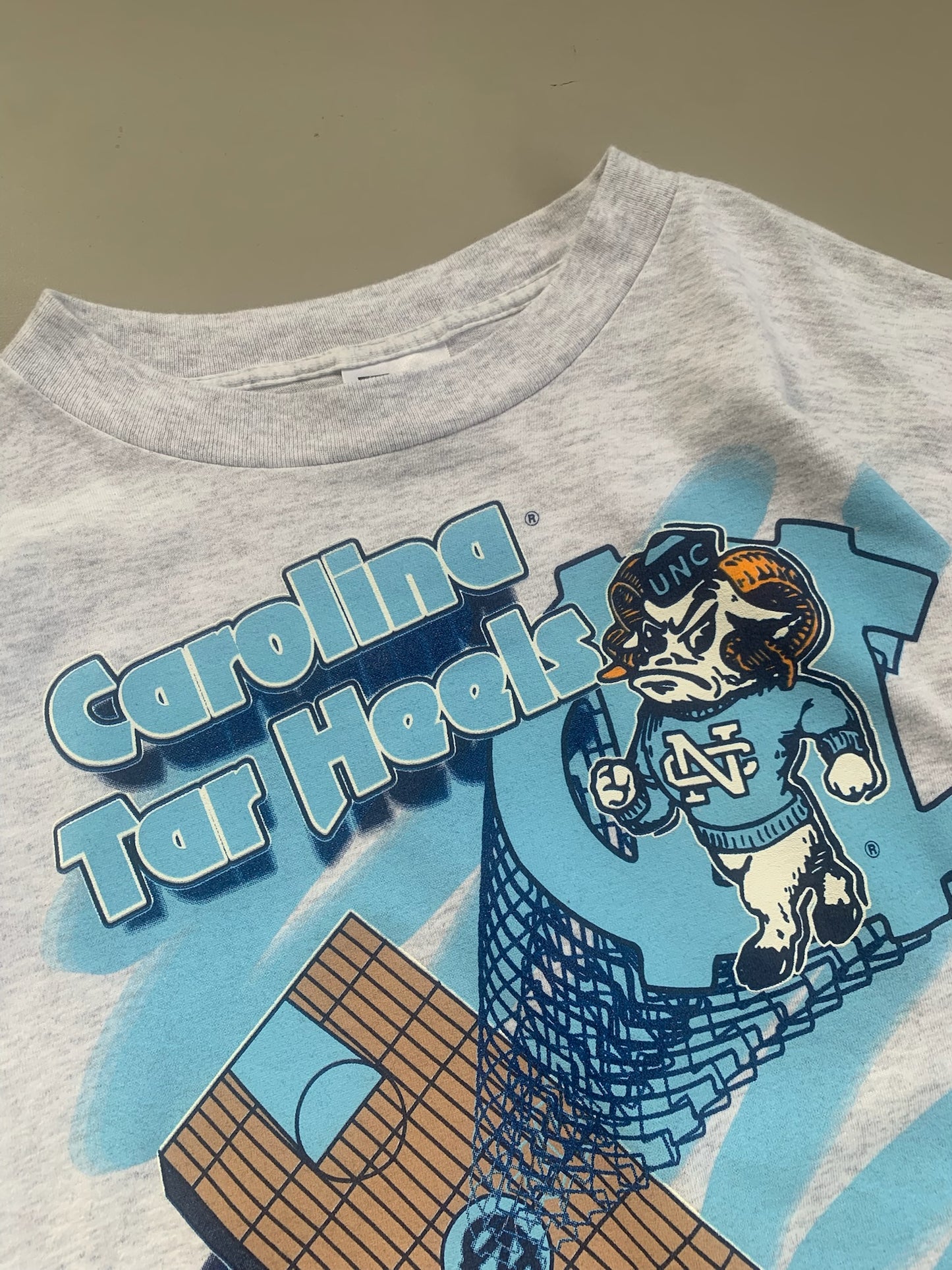 Medium 1990s Carolina Tar Heels Coast To Coast T-shirt