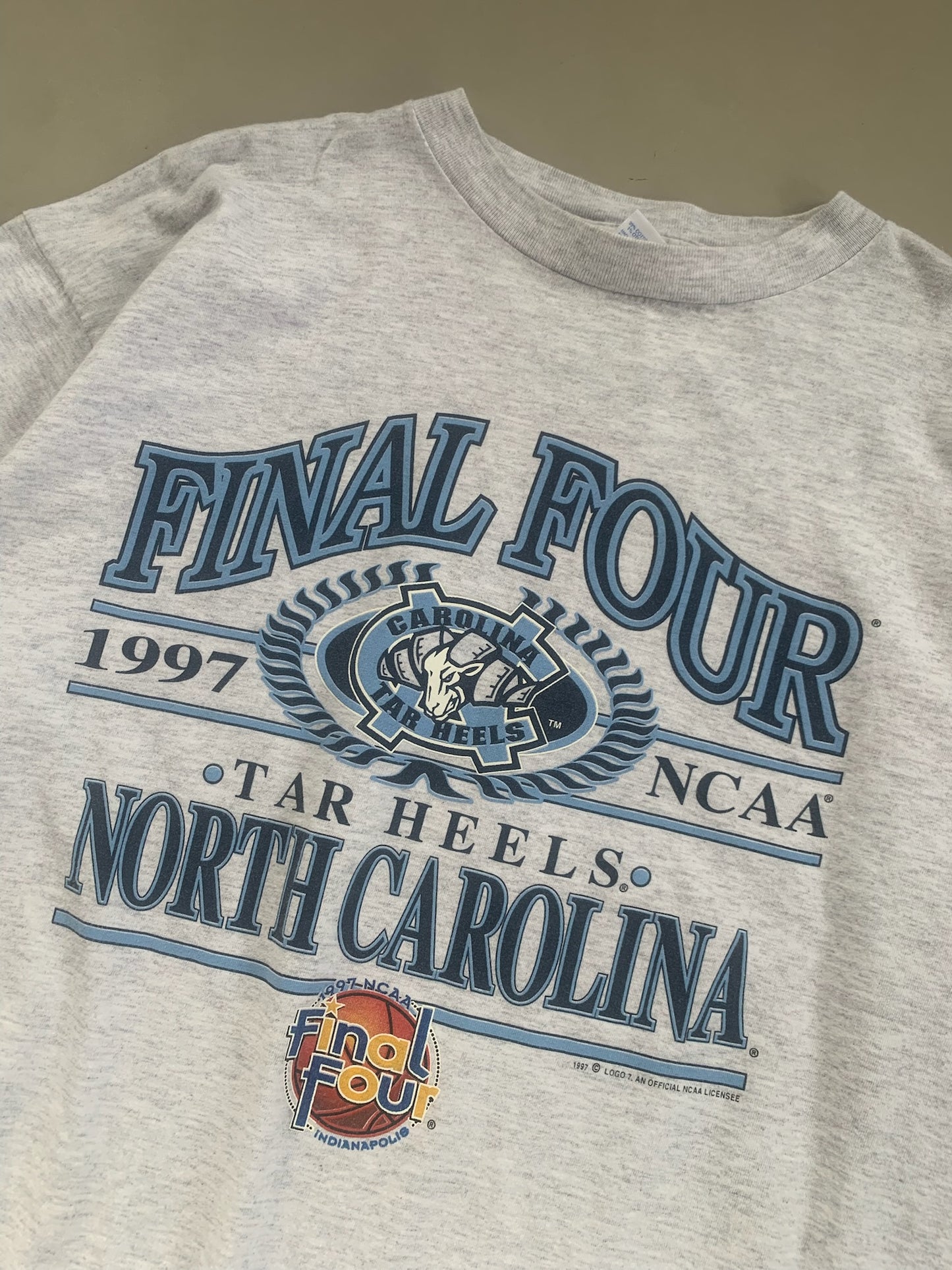 XXL 1997 Unc Chapel Hill Final Four T-shirt