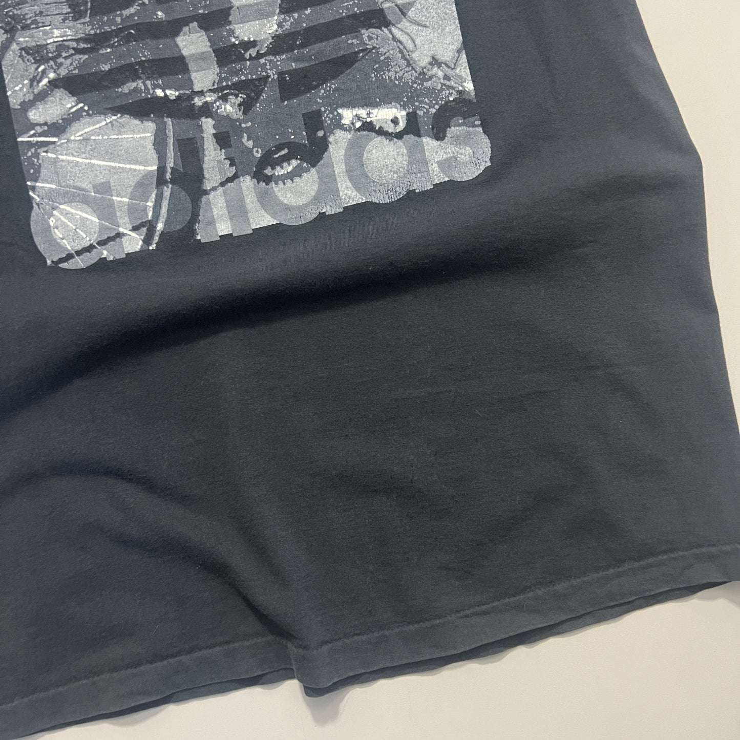Large 1990s Adidas Adventure T-shirt