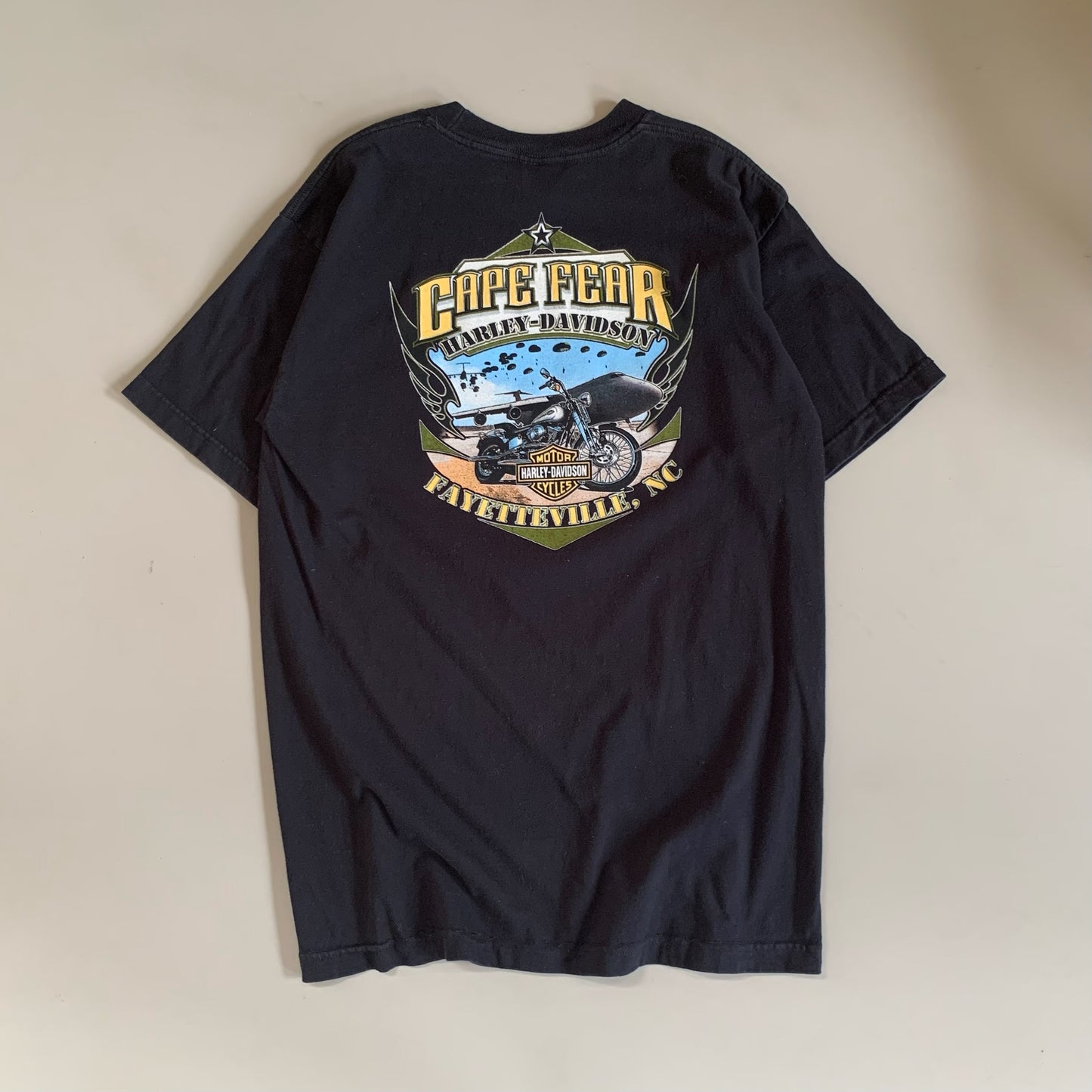 Large 2005 Halrey Davidson Feed the Soul T-shirt