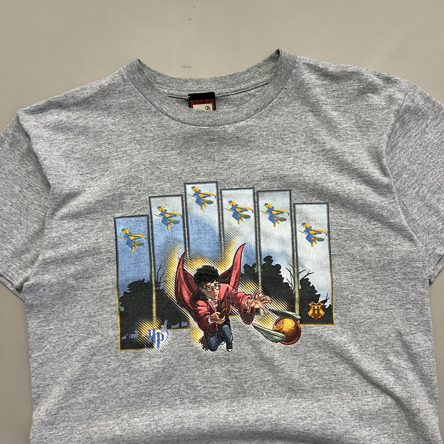 Youth Large 2001 Harry Potter Golden Snitch T-shirt