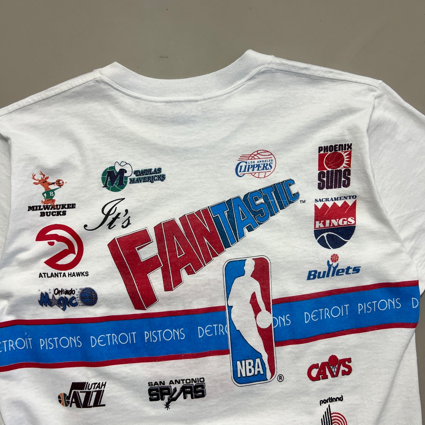 Large 1990 NBA Detroit Pistons T-shirt
