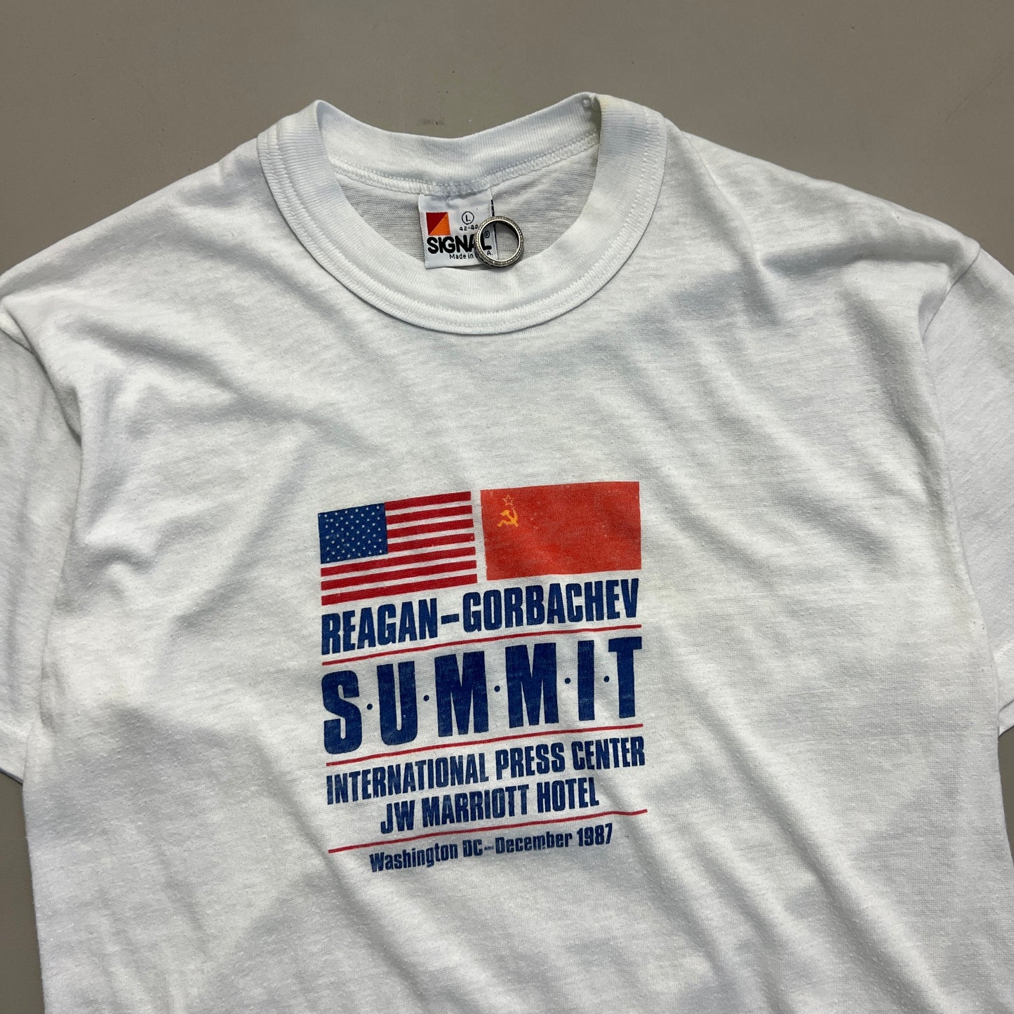 Large 1987 Reagan - Gorbachev Summit T-shirt