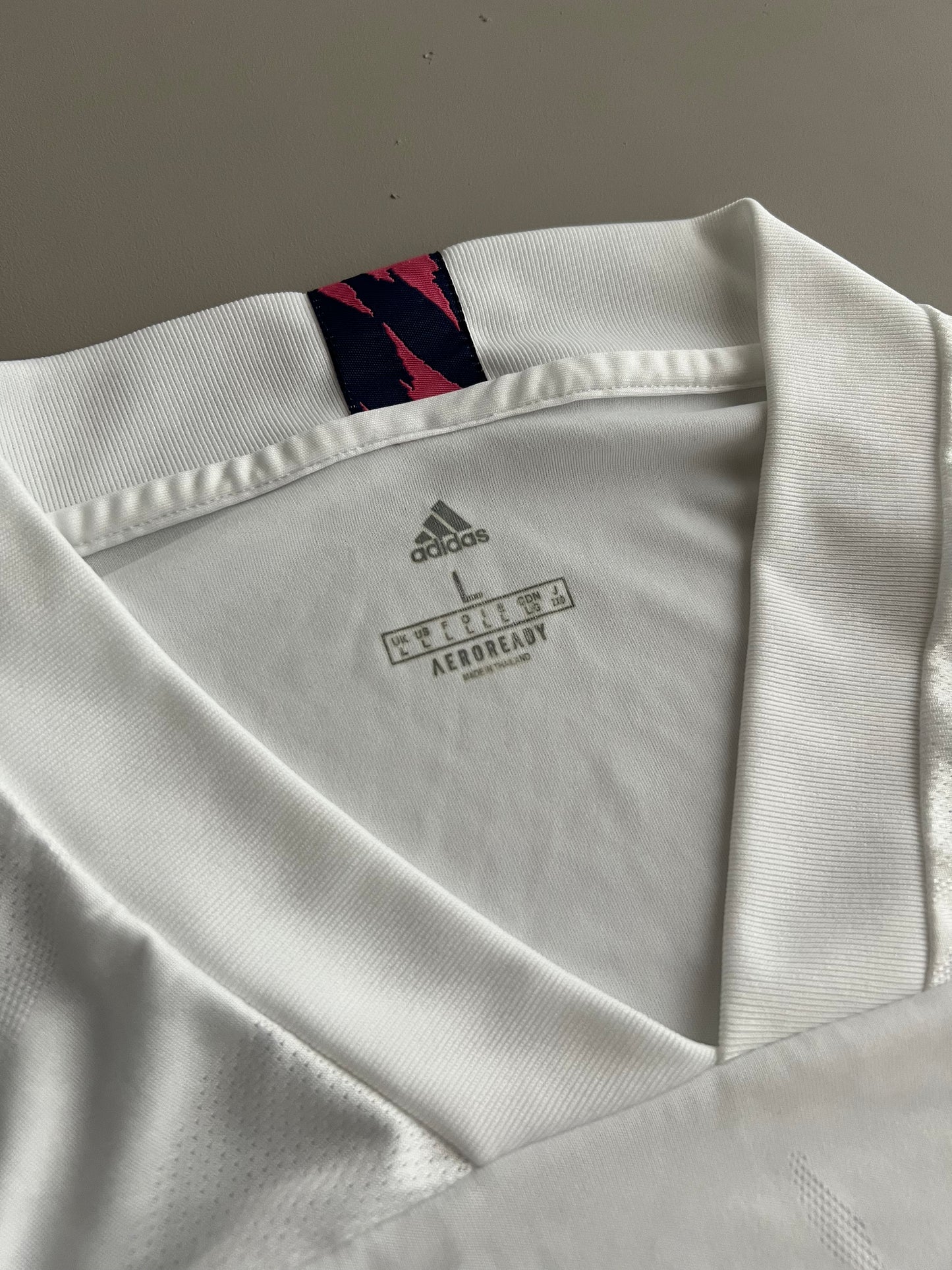 Large Adidas Real Madrid Emirates Flybetter 3rd Kit