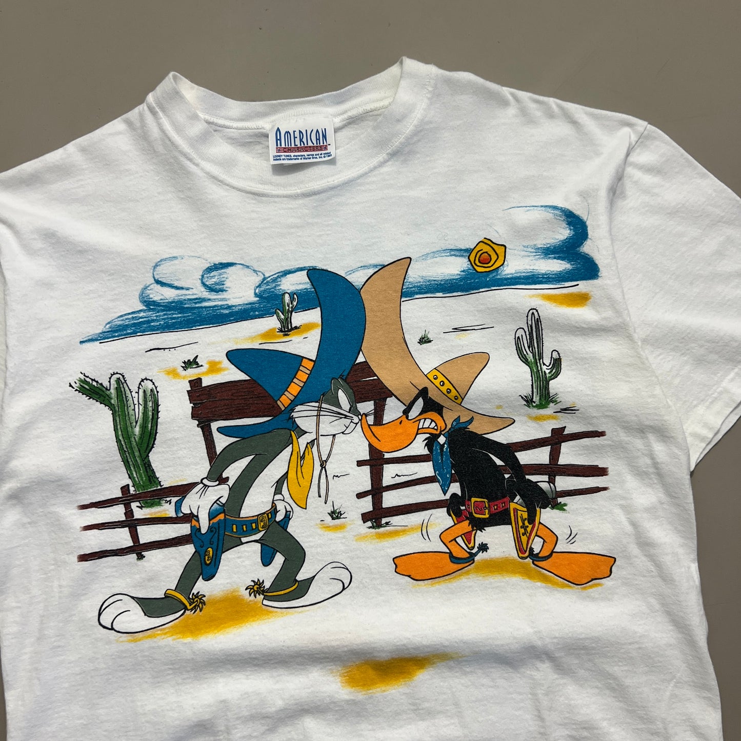 Large 1993 Looney Tunes T-shirt