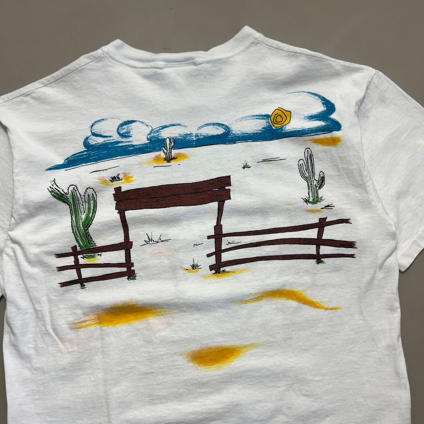 Large 1993 Looney Tunes T-shirt