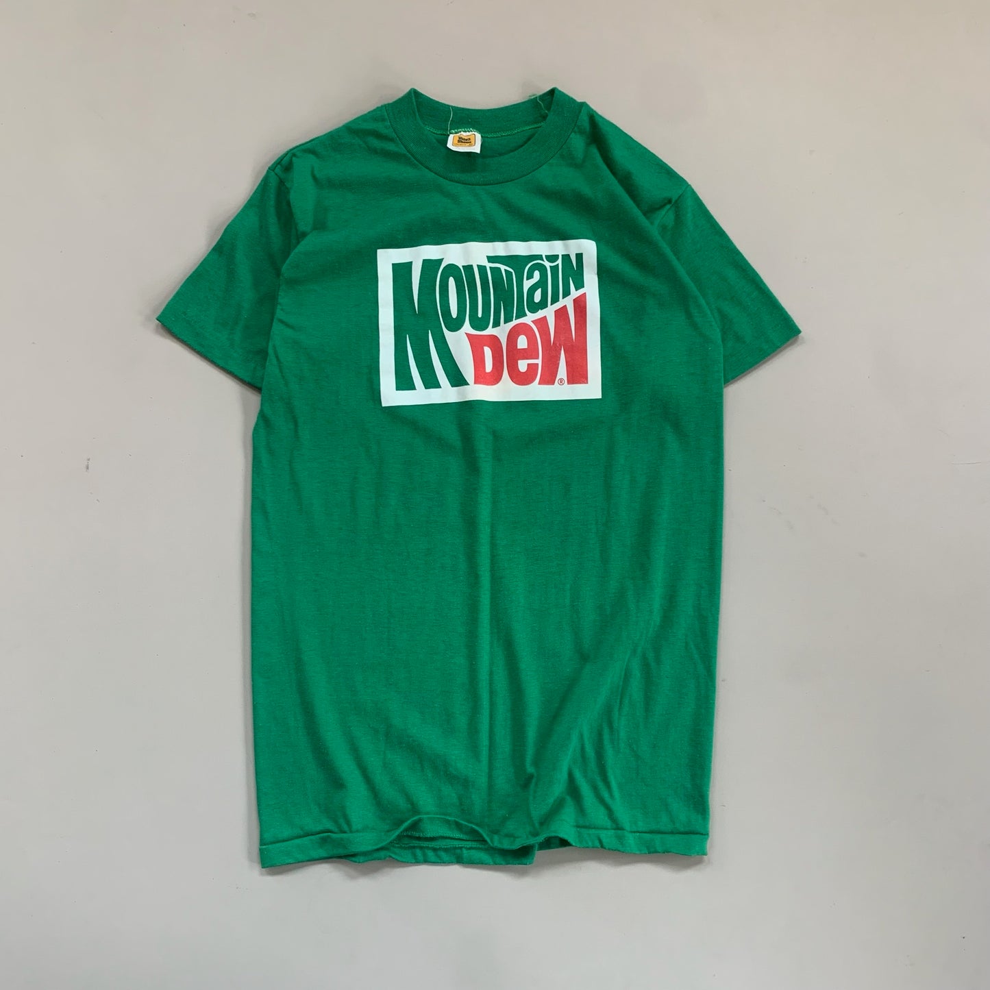 Medium 1970s Mountain Dew T-shirt