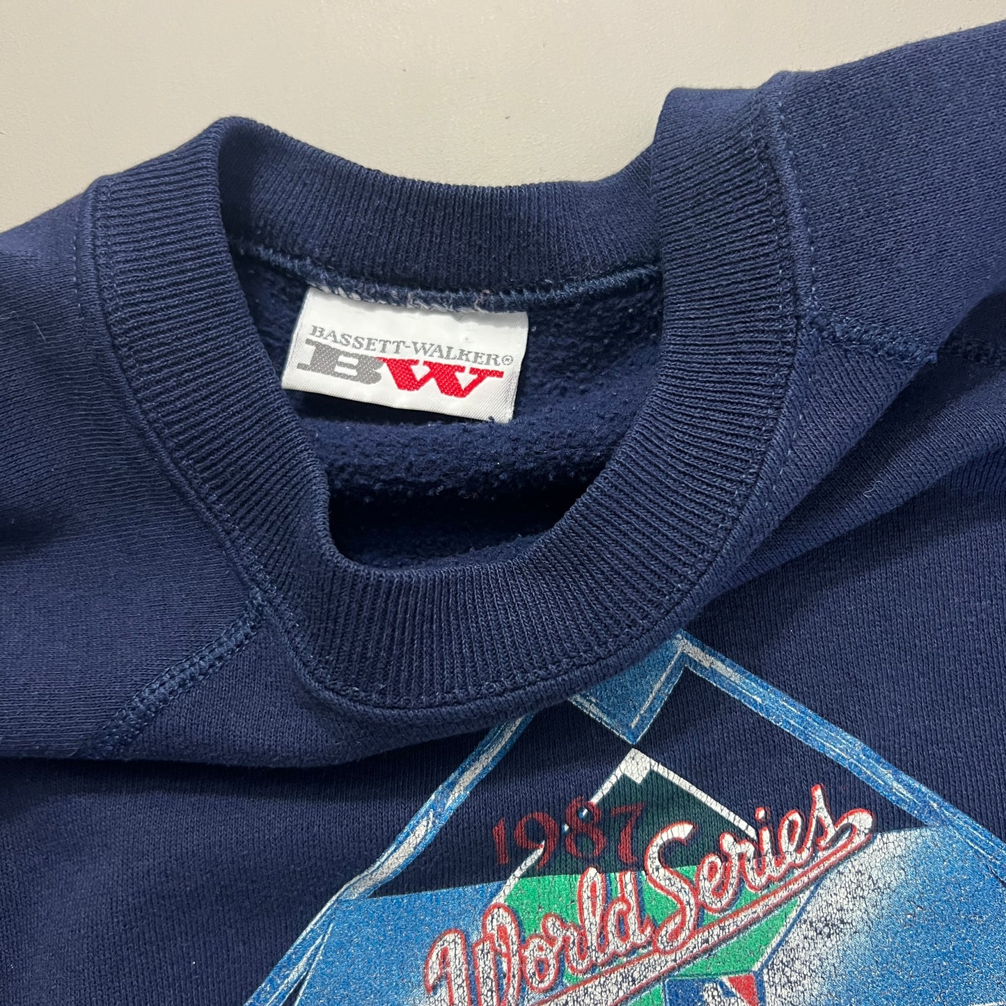 Medium 1987 Minnesota Twins World Series Sweatshirt