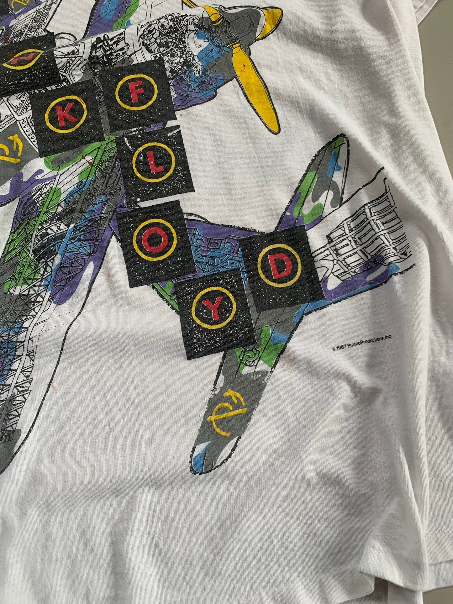 XL 1987 Pink Floyd World Tour T-shirt