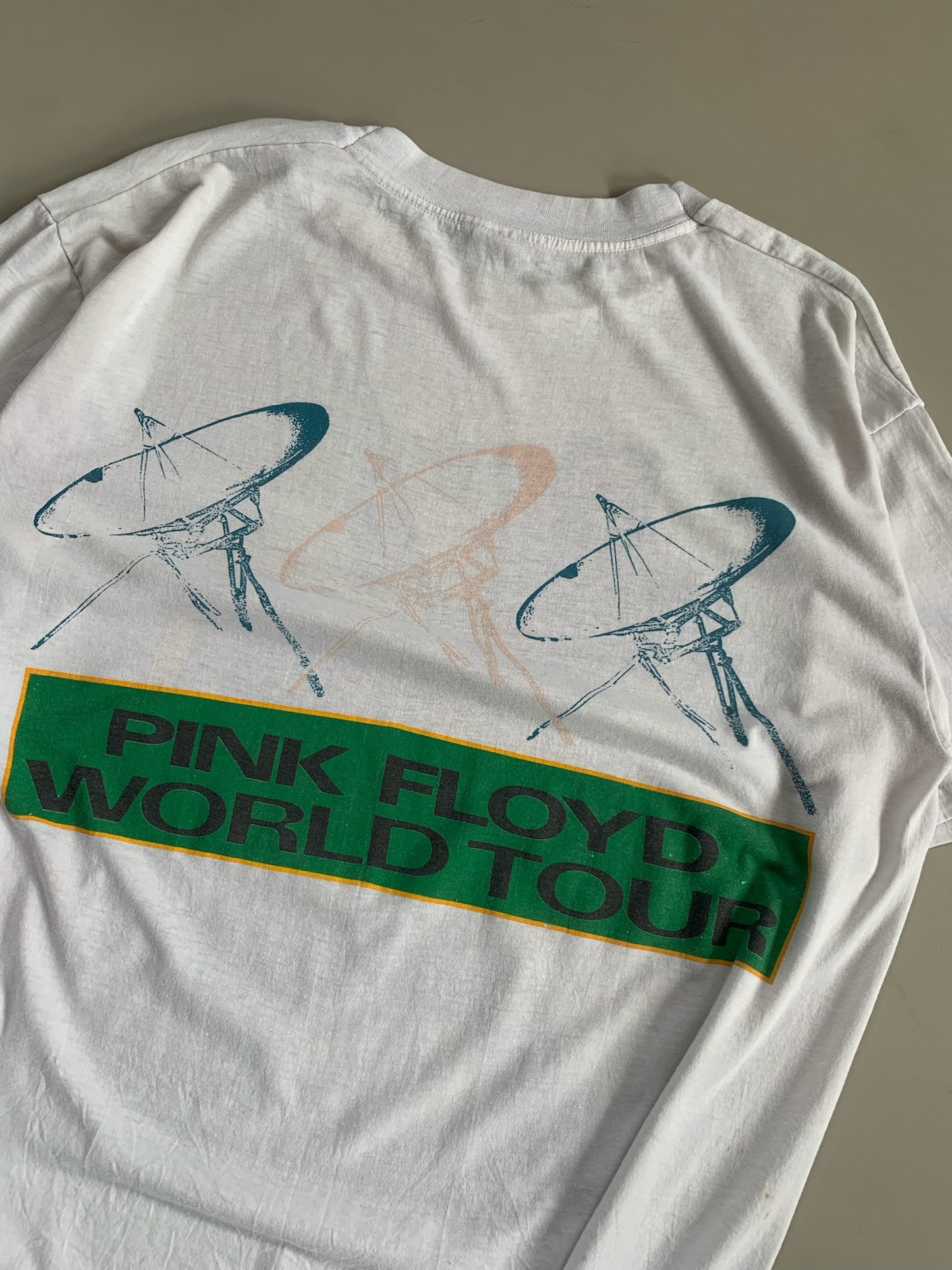 XL 1987 Pink Floyd World Tour T-shirt