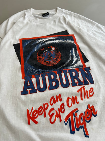 XL 90s Auburn Eye On The Tiger T-shirt