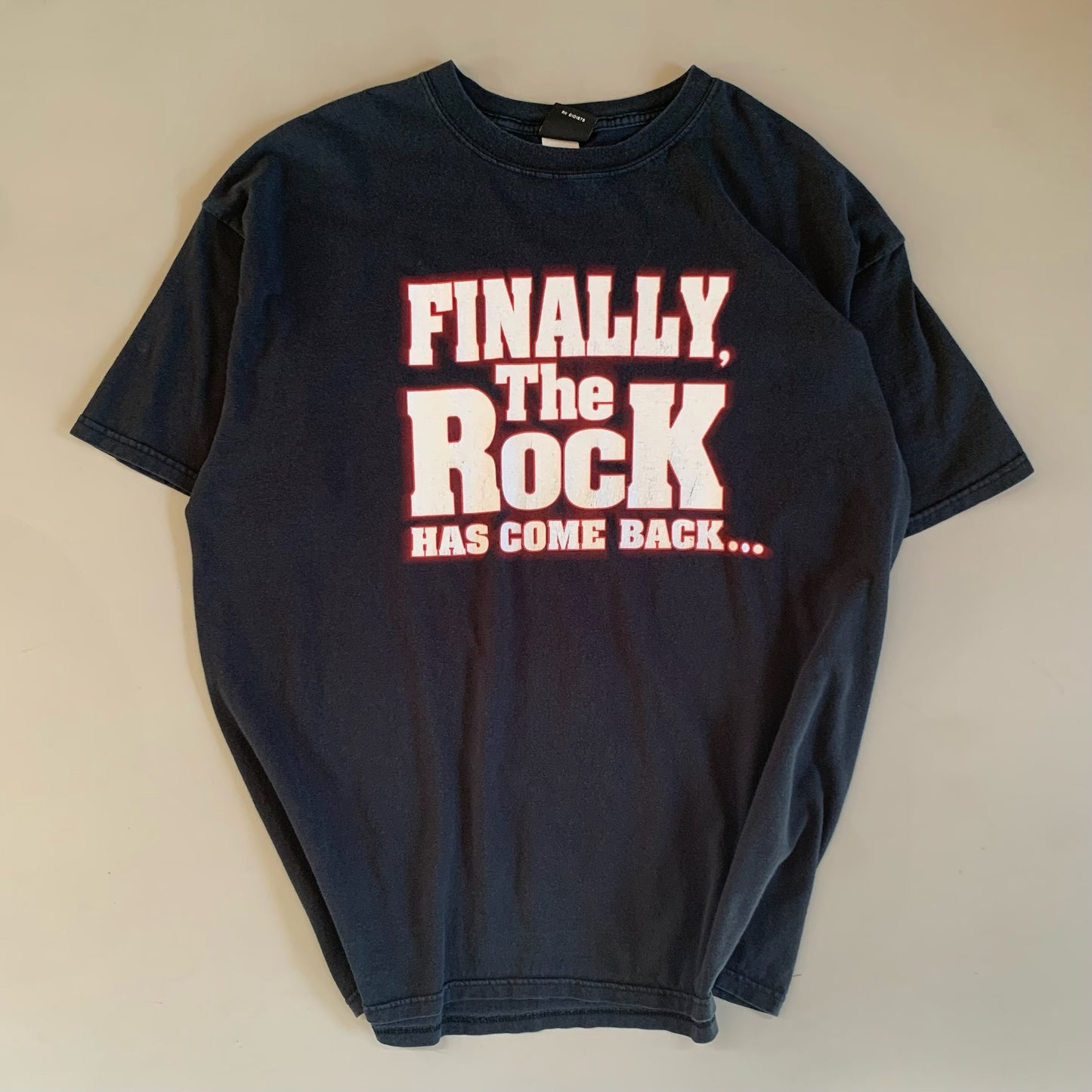 XXL 2000s WWE The Rock Has Come Back T-shirt