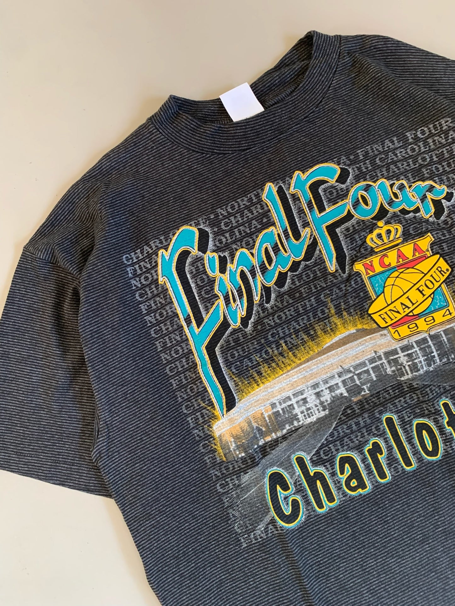 XL 1994 Charlotte NCAA Final Four T-shirt