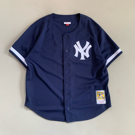 XL New York Yankees Cooperstown Collection Jersey