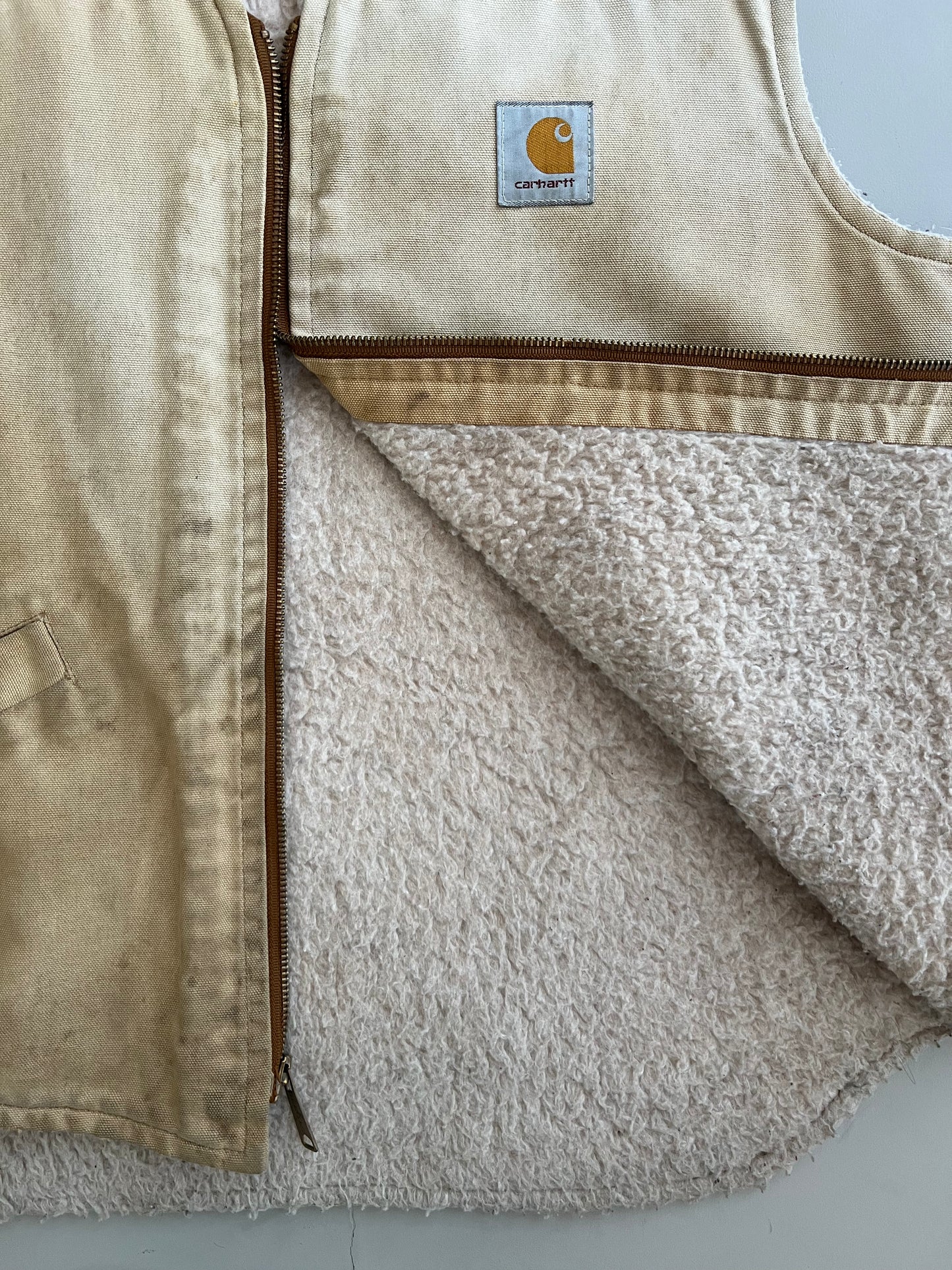 Large 90s Distressed Carhartt Vest