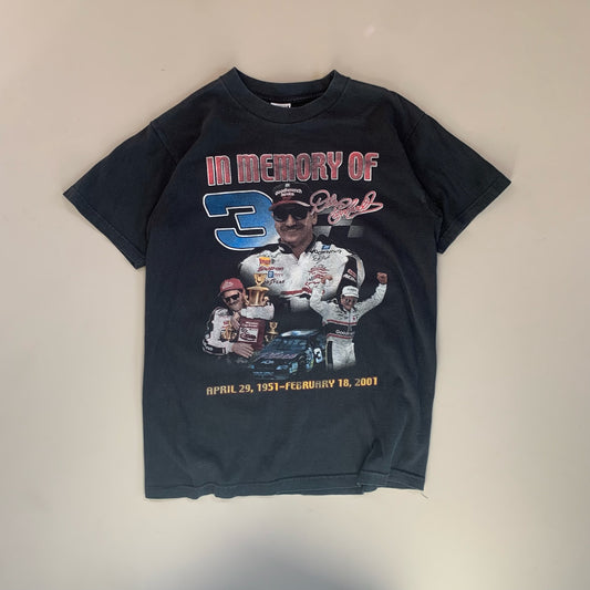 Large 2001 In Memory of Dale Earnhardt T-shirt
