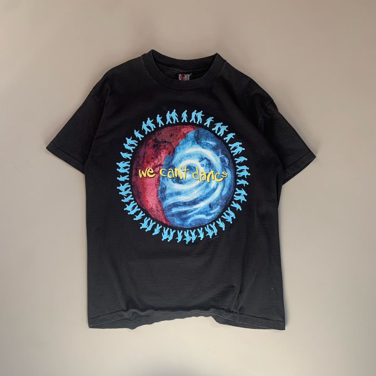 XL 1992 Genesis We Cant Dance Tour T-shirt