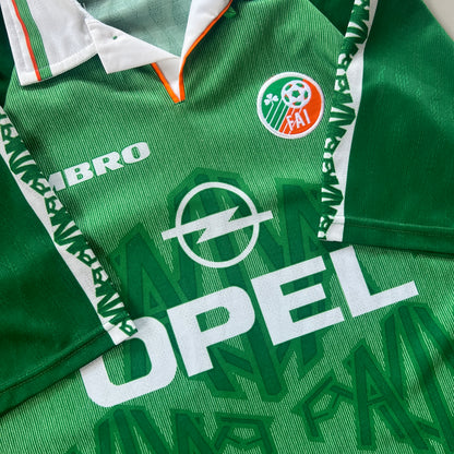 Large 1996 Ireland FAI Umbro Kit