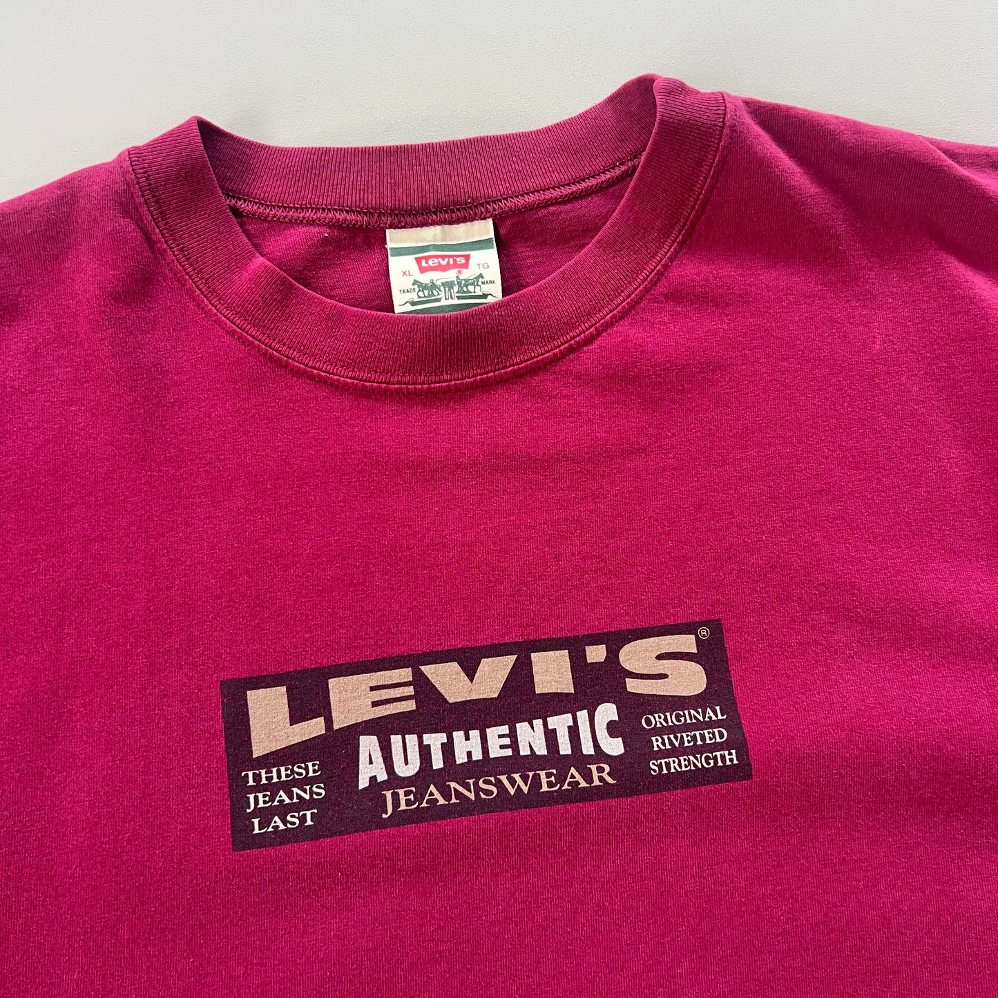 XL 1990s Levi's Authentic T-shirt