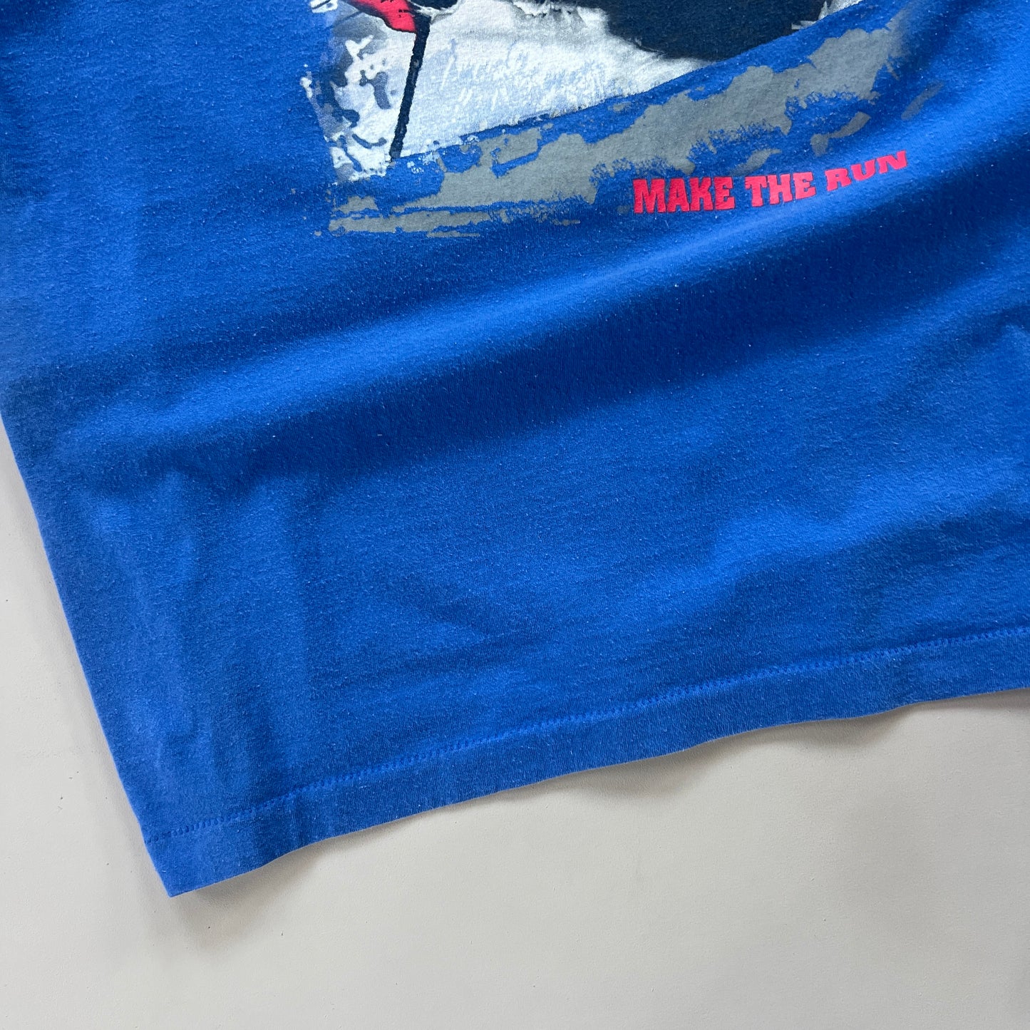 Large 90s Marlboro Sun & Moon Make the Run T-shirt