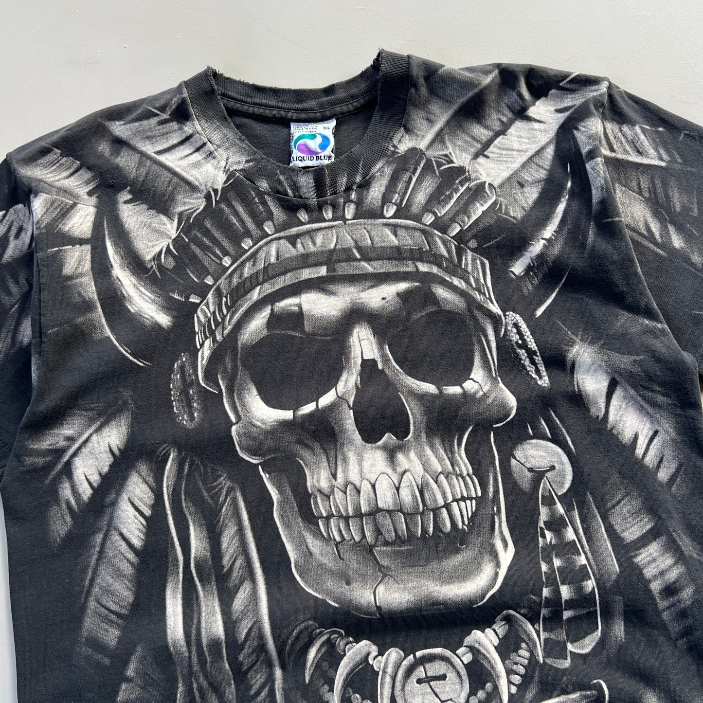 XL 1997 Distressed Tribal Skull Liquid Blue T-shirt