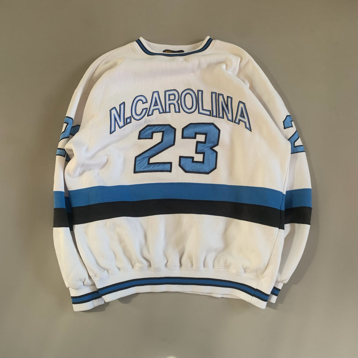 XL North Carolina Michael Jordan Sweatshirt