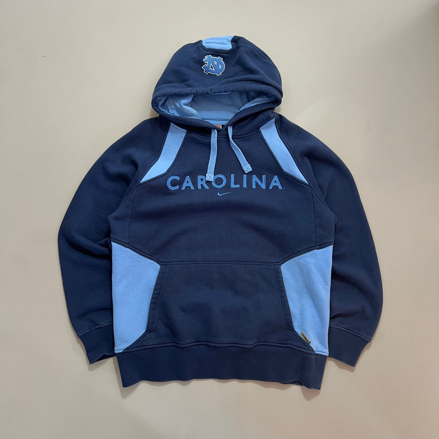 Small 2000 UNC Chapel Hill Nike Sweatshirt