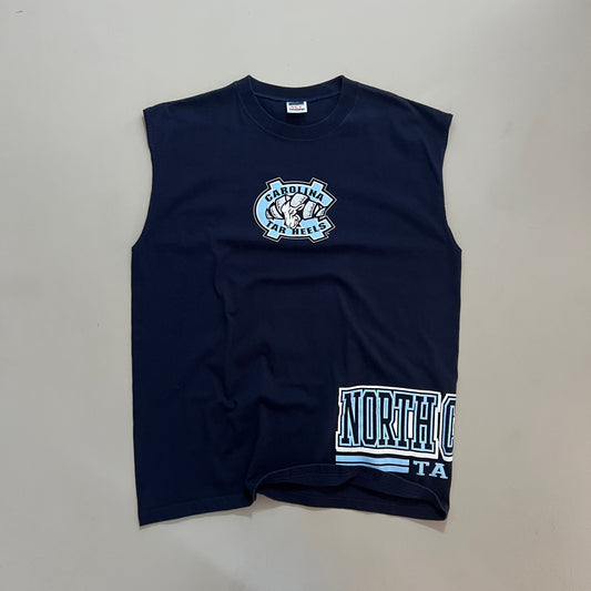 XL 2000s Carolina Tar heels Cut Off T-shirt