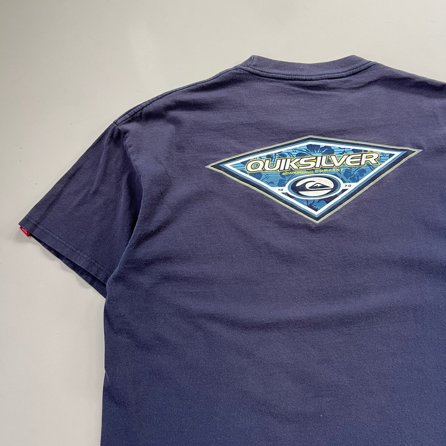 XL 2000 Quiksilver Surf T-shirt
