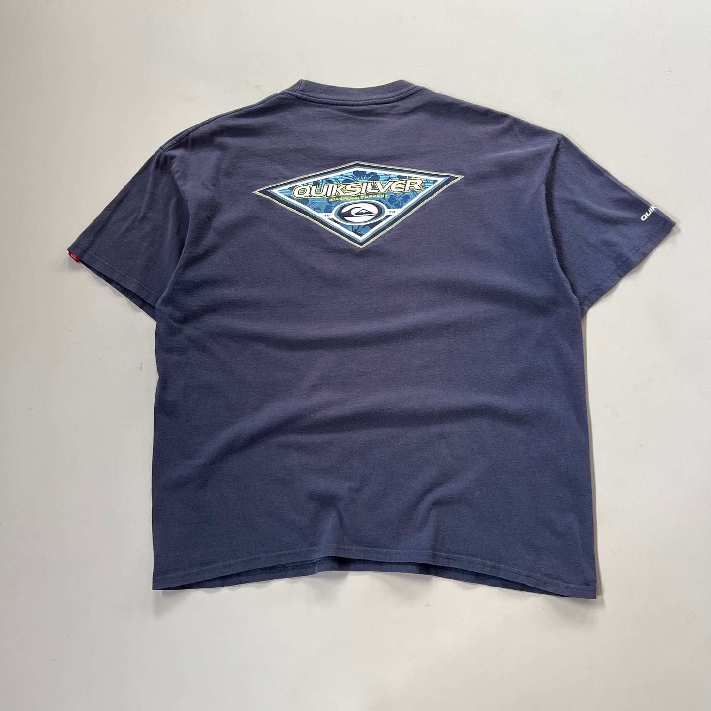 XL 2000 Quiksilver Surf T-shirt