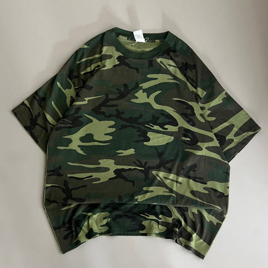 2XL 90s Camo T-shirt
