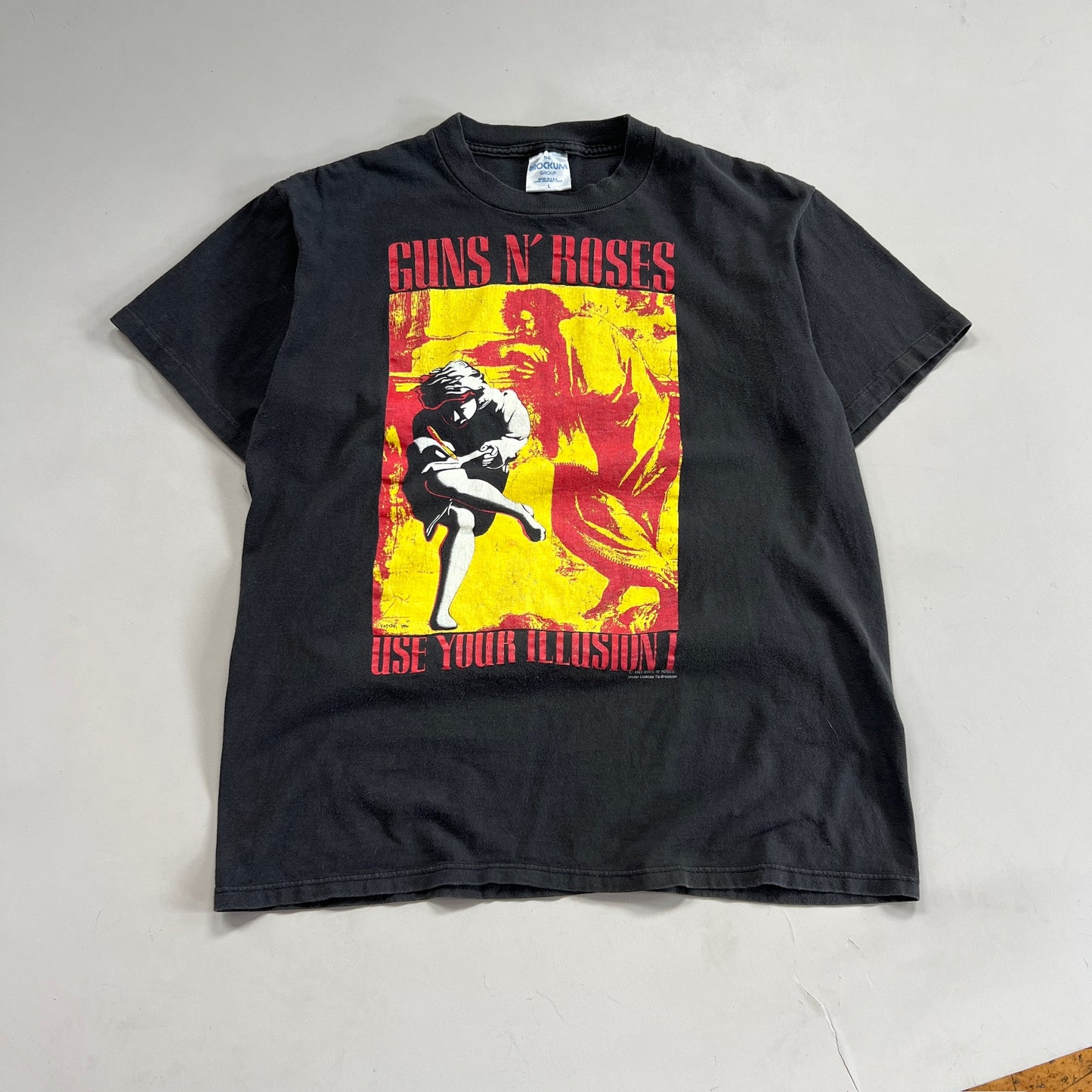 Large 1991 Guns N Roses Use Your Illusion Tour T-shirt