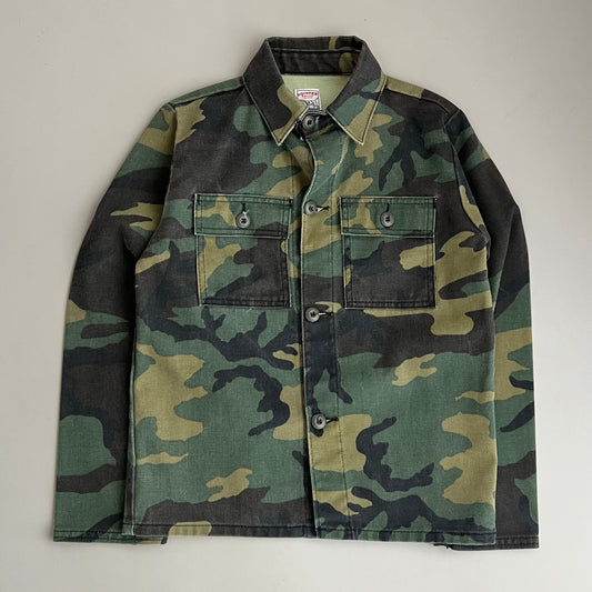 Large 90s Pointer Brand Camo Button Shirt