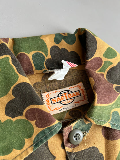 XL 90s SafTBak Camo Button Shirt