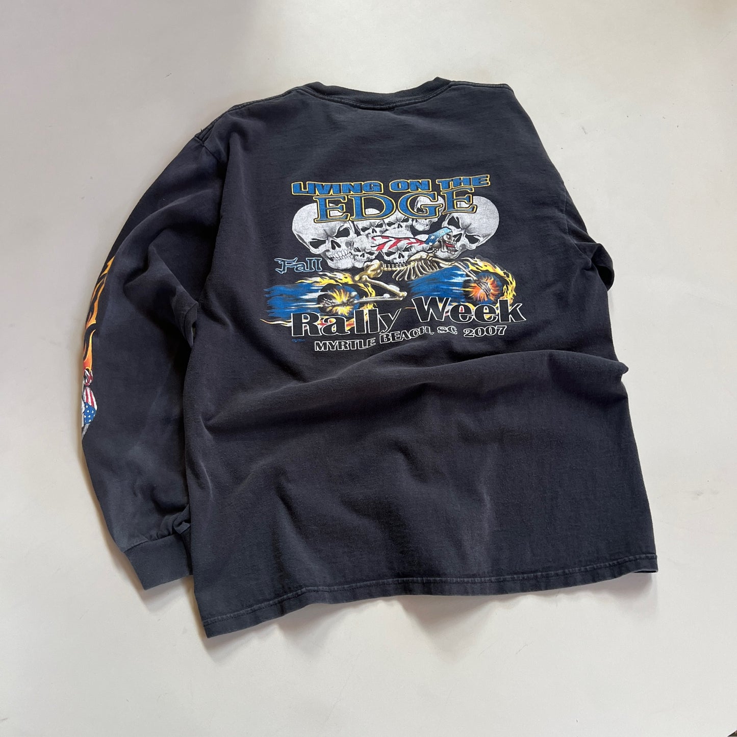 Medium 2007 Biker Rally Flame Sleeve T-shirt